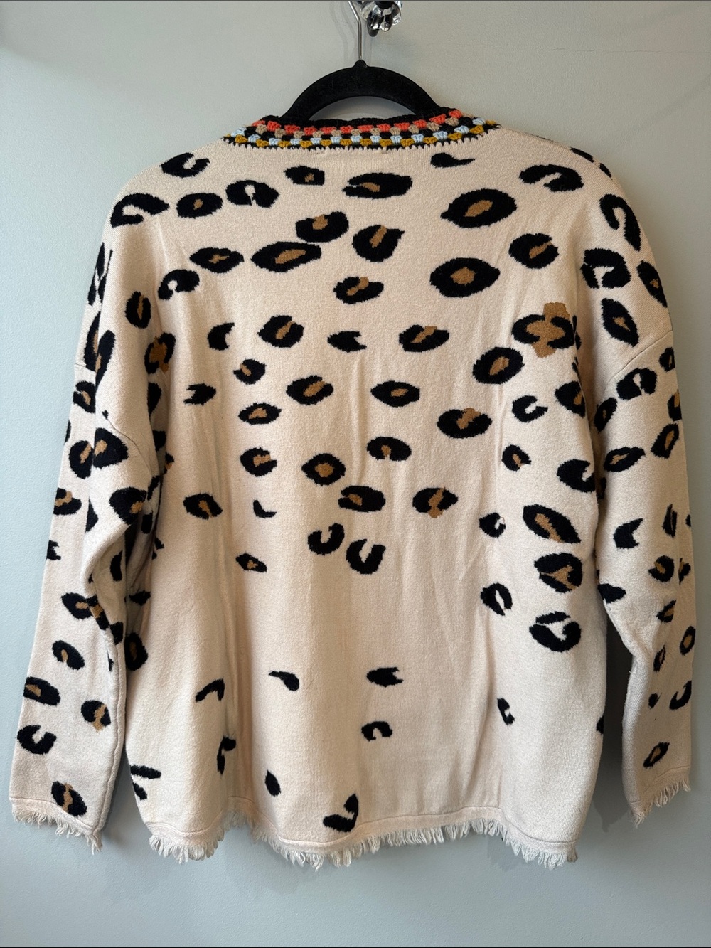 THML Cream Leopard-Print Crewneck Sweater with Crochet Multicolor Trim S - Picture 4 of 5